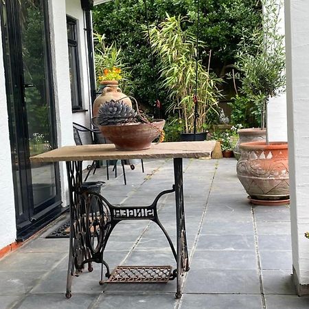 Cliff top Garden room Milford on Sea Buitenkant foto