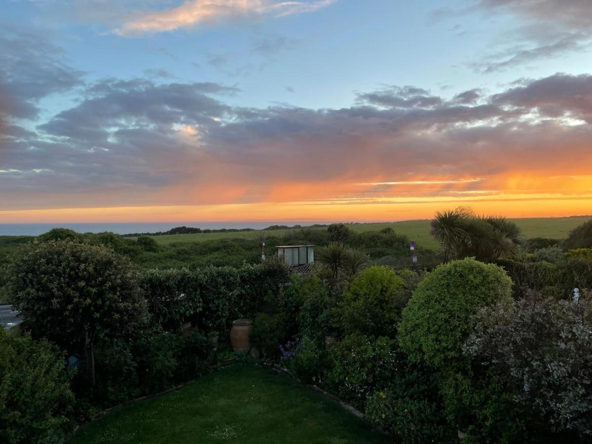 Cliff top Garden room Milford on Sea Buitenkant foto