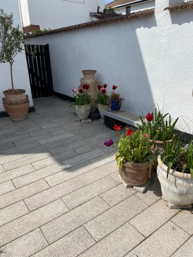 Cliff top Garden room Milford on Sea Buitenkant foto